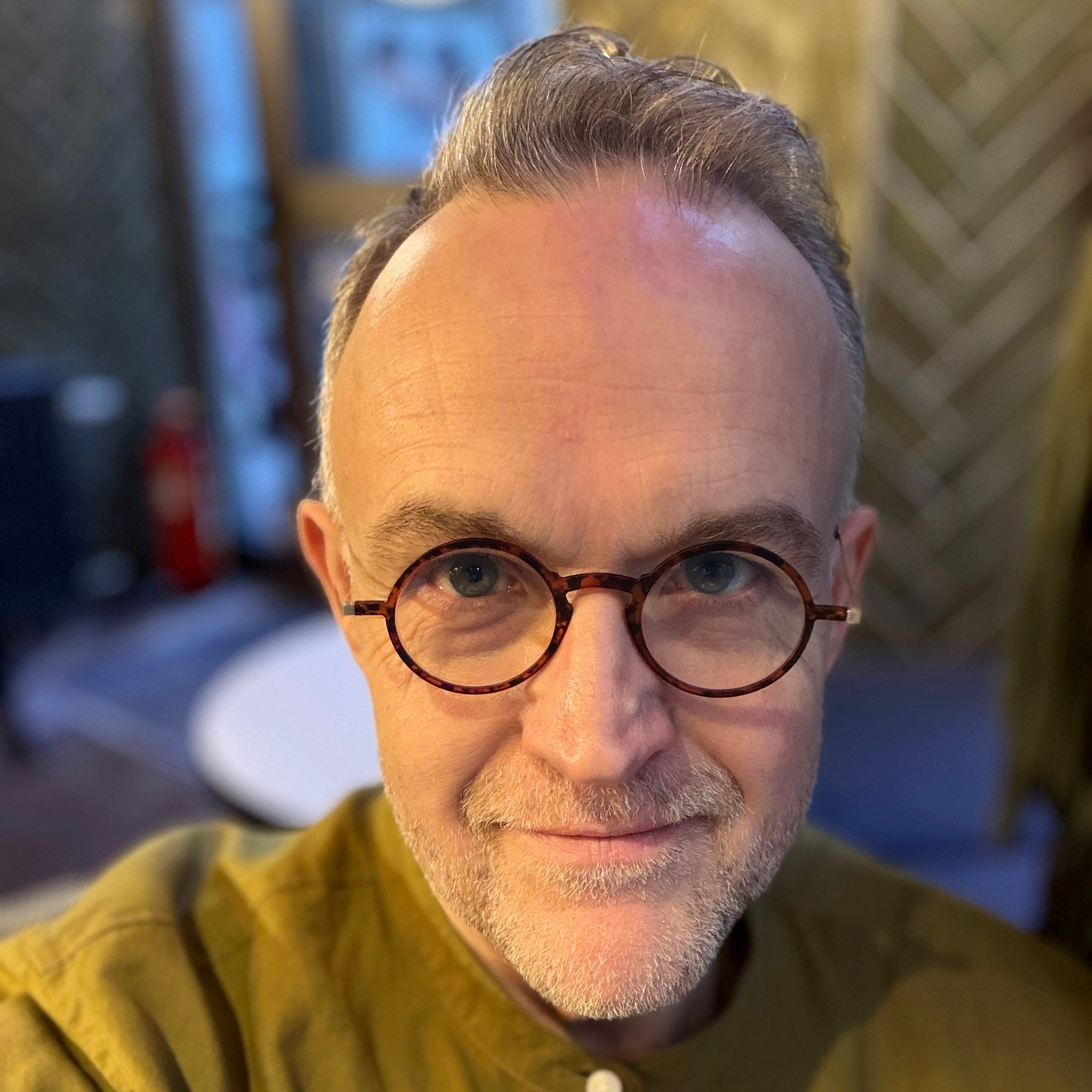 Ultraleichte Unisex Lesebrille mit Blaulichtfilter – perfekt zum Stricken & für Bildschirmarbeit