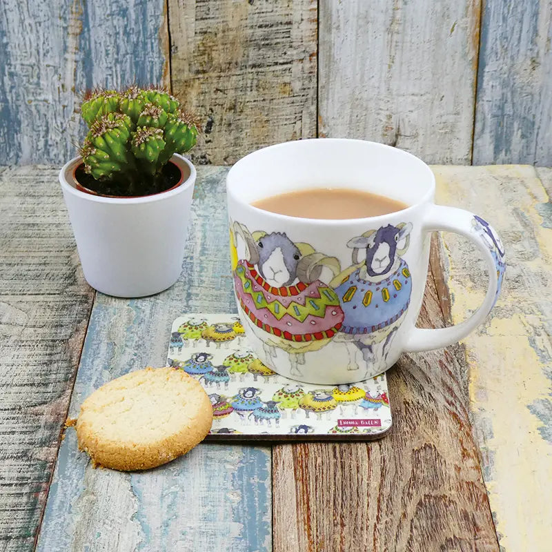 &quot;Schafe in Pullovern&quot; Tasse in Geschenkverpackung
